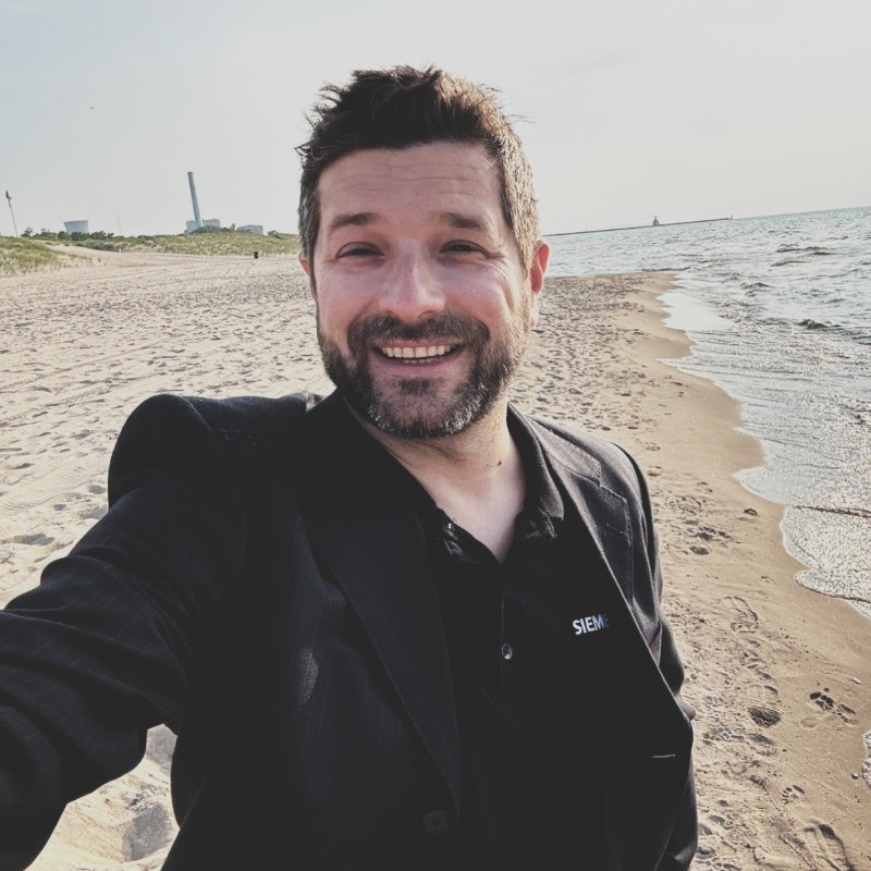 Portrait of Michael Taesch